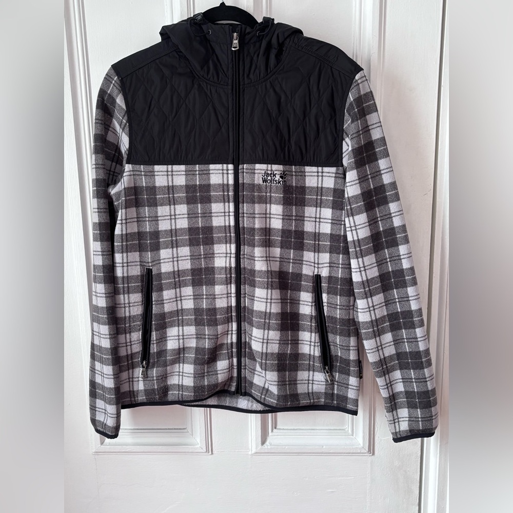 Jack Wolfskin Mackenzie Road Men’s Fleece Plaid Quilted Hooded Jacket Medium